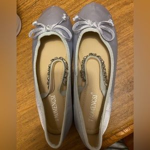 Woman’s  dress flats